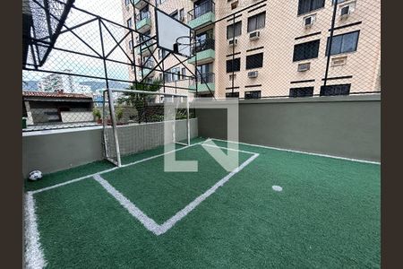 Apartamento à venda com 69m², 2 quartos e 1 vagaCampo de futebol