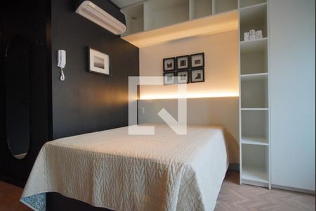 Cama de Casal de kitnet/studio para alugar com 1 quarto, 27m² em Mont Serrat, Porto Alegre