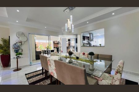 Casa de condomínio à venda com 330m², 5 quartos e 4 vagasFoto 36