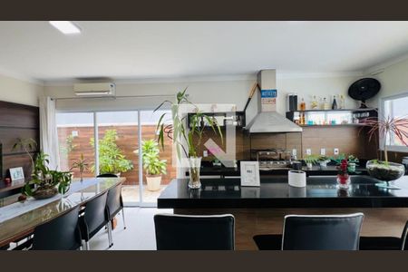 Casa de condomínio à venda com 330m², 5 quartos e 4 vagasFoto 12