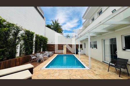 Casa de condomínio à venda com 330m², 5 quartos e 4 vagasFoto 06