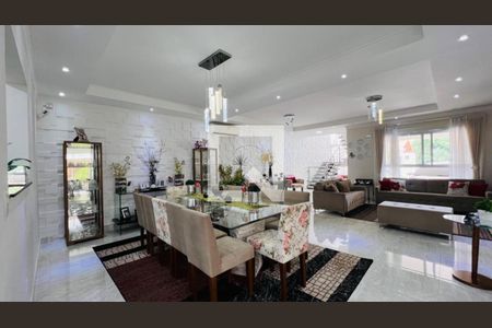 Casa de condomínio à venda com 330m², 5 quartos e 4 vagasFoto 32