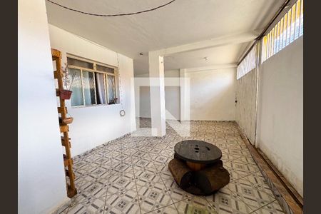 Casa à venda com 360m², 5 quartos e 2 vagasÁrea Externa