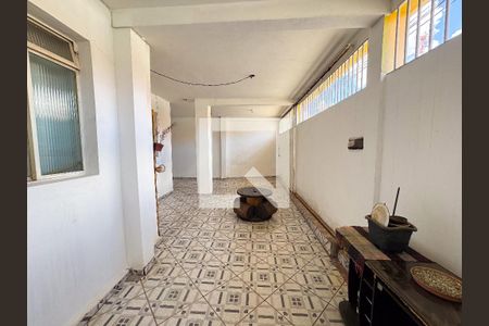 Casa à venda com 360m², 5 quartos e 2 vagasÁrea Externa