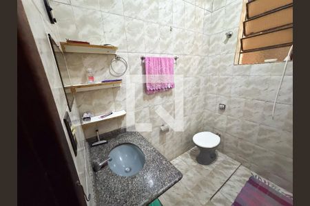Casa à venda com 360m², 5 quartos e 2 vagasBanheiro 4