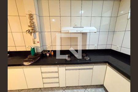 Casa à venda com 360m², 5 quartos e 2 vagasCozinha 2