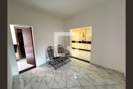 Casa à venda com 360m², 5 quartos e 2 vagasÁrea Externa