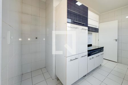 Apartamento à venda com 74m², 2 quartos e 1 vaga Apartamento à venda com 74m², 2 quartos e 1 vagaCozinha