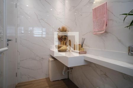 Casa à venda com 150m², 3 quartos e 2 vagasBanheiro 