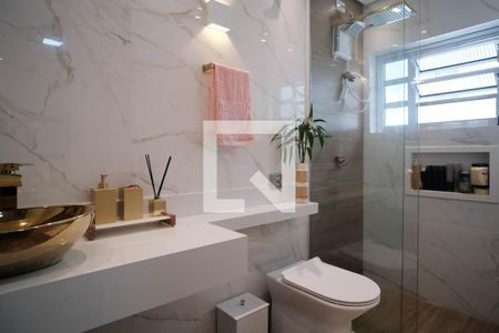 Casa à venda com 150m², 3 quartos e 2 vagasBanheiro 