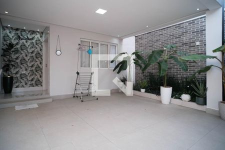 Casa à venda com 150m², 3 quartos e 2 vagasGaragem