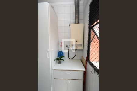 Apartamento à venda com 74m², 3 quartos e 1 vagaDetalhe da área de serviço