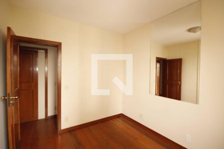 Apartamento à venda com 180m², 4 quartos e 3 vagasquarto 3