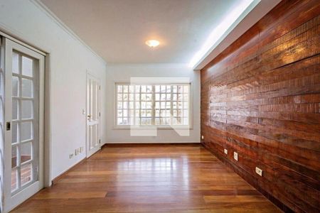 Casa à venda com 3 quartos, 113m² em Vila Elvira, São Paulo