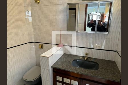 Casa à venda com 131m², 3 quartos e sem vaga