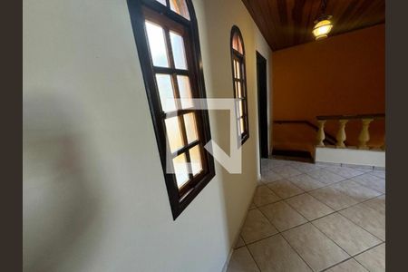 Casa à venda com 131m², 3 quartos e sem vaga