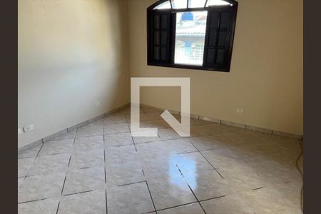 Casa à venda com 131m², 3 quartos e sem vaga