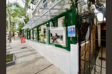 Apartamento à venda com 58m², 1 quarto e sem vagaFachada