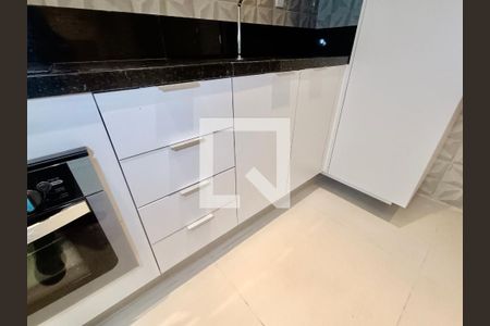 Apartamento à venda com 58m², 1 quarto e sem vagaCozinha americana