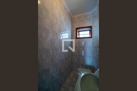 Casa para alugar com 387m², 4 quartos e 6 vagas Casa para alugar com 387m², 4 quartos e 6 vagasLavabo