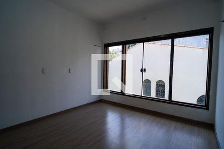 Casa para alugar com 387m², 4 quartos e 6 vagas Casa para alugar com 387m², 4 quartos e 6 vagasCloset do quarto