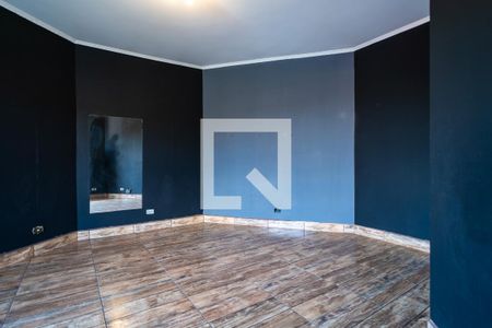 Casa para alugar com 387m², 4 quartos e 6 vagas Casa para alugar com 387m², 4 quartos e 6 vagasQuarto 2