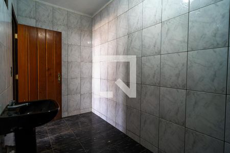 Casa para alugar com 387m², 4 quartos e 6 vagas Casa para alugar com 387m², 4 quartos e 6 vagasBanheiro de serviço