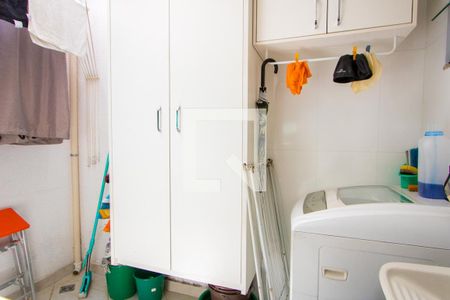 Casa à venda com 78m², 3 quartos e 2 vagasÁrea de serviço