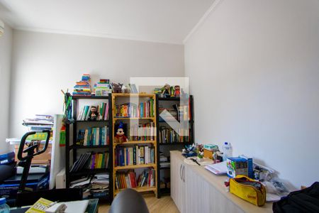 Casa à venda com 78m², 3 quartos e 2 vagasQuarto 3