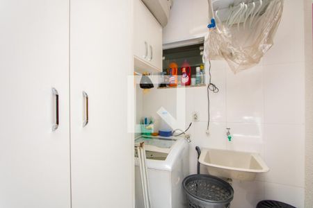 Casa à venda com 78m², 3 quartos e 2 vagasÁrea de serviço