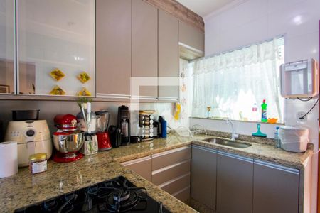 Casa à venda com 78m², 3 quartos e 2 vagasCozinha