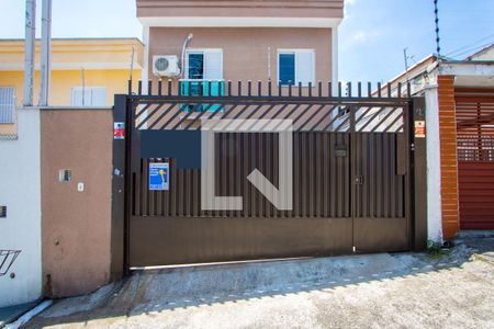 Casa à venda com 78m², 3 quartos e 2 vagasFachada