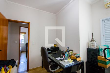 Casa à venda com 78m², 3 quartos e 2 vagasQuarto 3