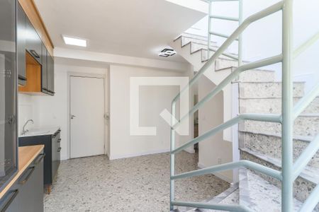 Sala/Cozinha de apartamento à venda com 1 quarto, 64m² em Jardim Aeroporto, São Paulo