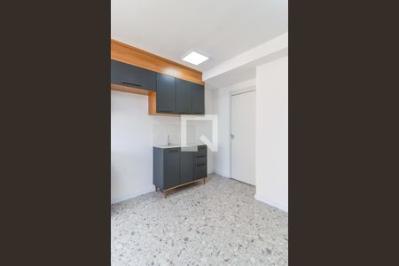 Sala/Cozinha de apartamento à venda com 1 quarto, 64m² em Jardim Aeroporto, São Paulo