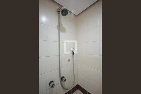 Apartamento à venda com 101m², 3 quartos e 2 vagasChuveiro do Banheiro da Suíte