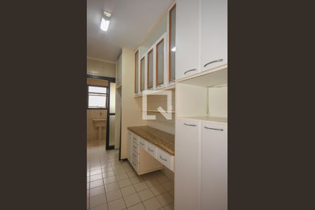 Apartamento à venda com 101m², 3 quartos e 2 vagasCozinha