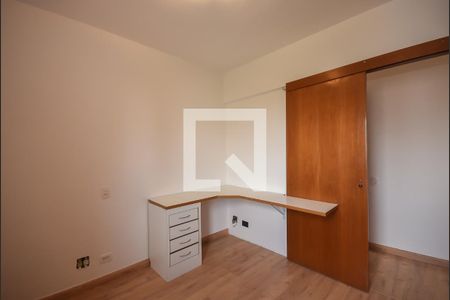 Apartamento à venda com 101m², 3 quartos e 2 vagasQuarto 2