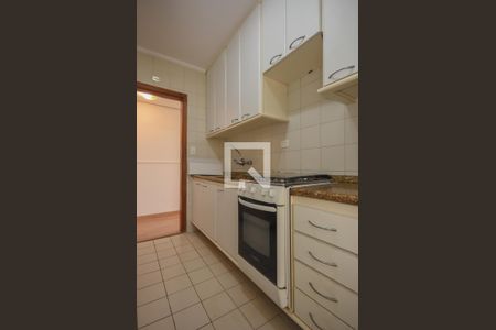 Apartamento à venda com 101m², 3 quartos e 2 vagasCozinha