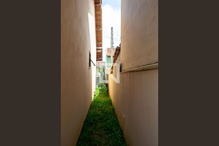 Casa de condomínio para alugar com 80m², 2 quartos e 2 vagasCorredor