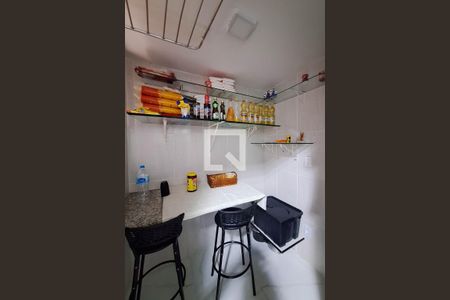 Apartamento para alugar com 100m², 2 quartos e 1 vagaÁrea de Serviço