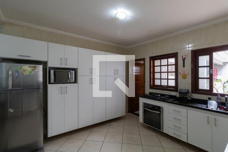 Casa à venda com 117m², 2 quartos e 2 vagas Casa à venda com 117m², 2 quartos e 2 vagasCozinha