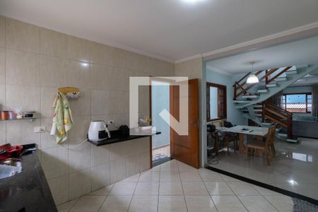 Casa à venda com 117m², 2 quartos e 2 vagas Casa à venda com 117m², 2 quartos e 2 vagasCozinha