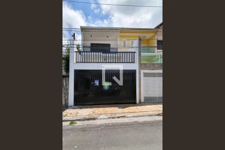 Casa à venda com 250m², 3 quartos e 2 vagasFachada
