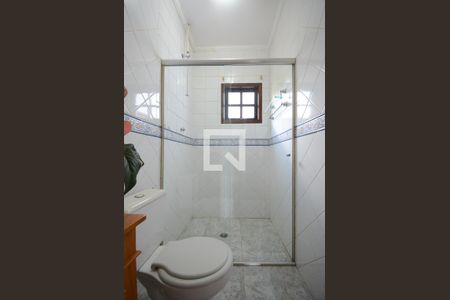 Casa à venda com 250m², 3 quartos e 2 vagasBanheiro da Suíte