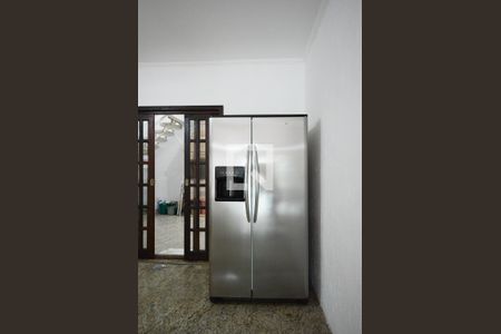 Casa à venda com 250m², 3 quartos e 2 vagascozinha