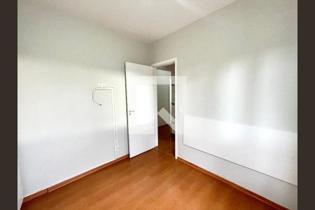 Apartamento para alugar com 74m², 3 quartos e 2 vagasQuarto 2