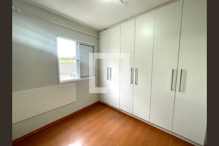 Apartamento para alugar com 74m², 3 quartos e 2 vagasQuarto 2