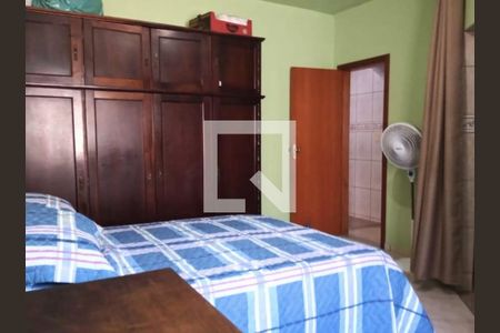 Casa à venda com 360m², 4 quartos e 6 vagasQuarto