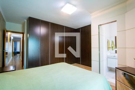 Quarto 1 - Suíte de casa à venda com 3 quartos, 230m² em Vila Scarpelli, Santo André